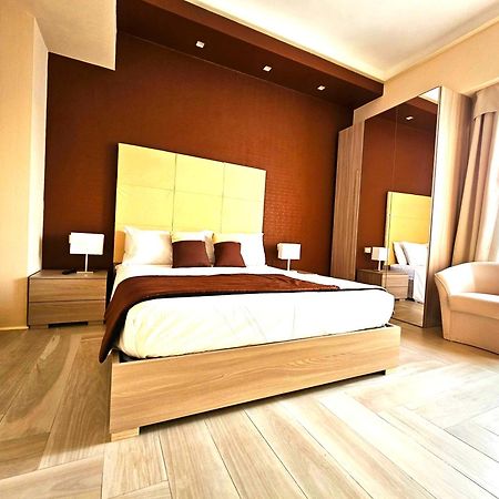 Astoria Boutique Suites Lecce Zewnętrze zdjęcie