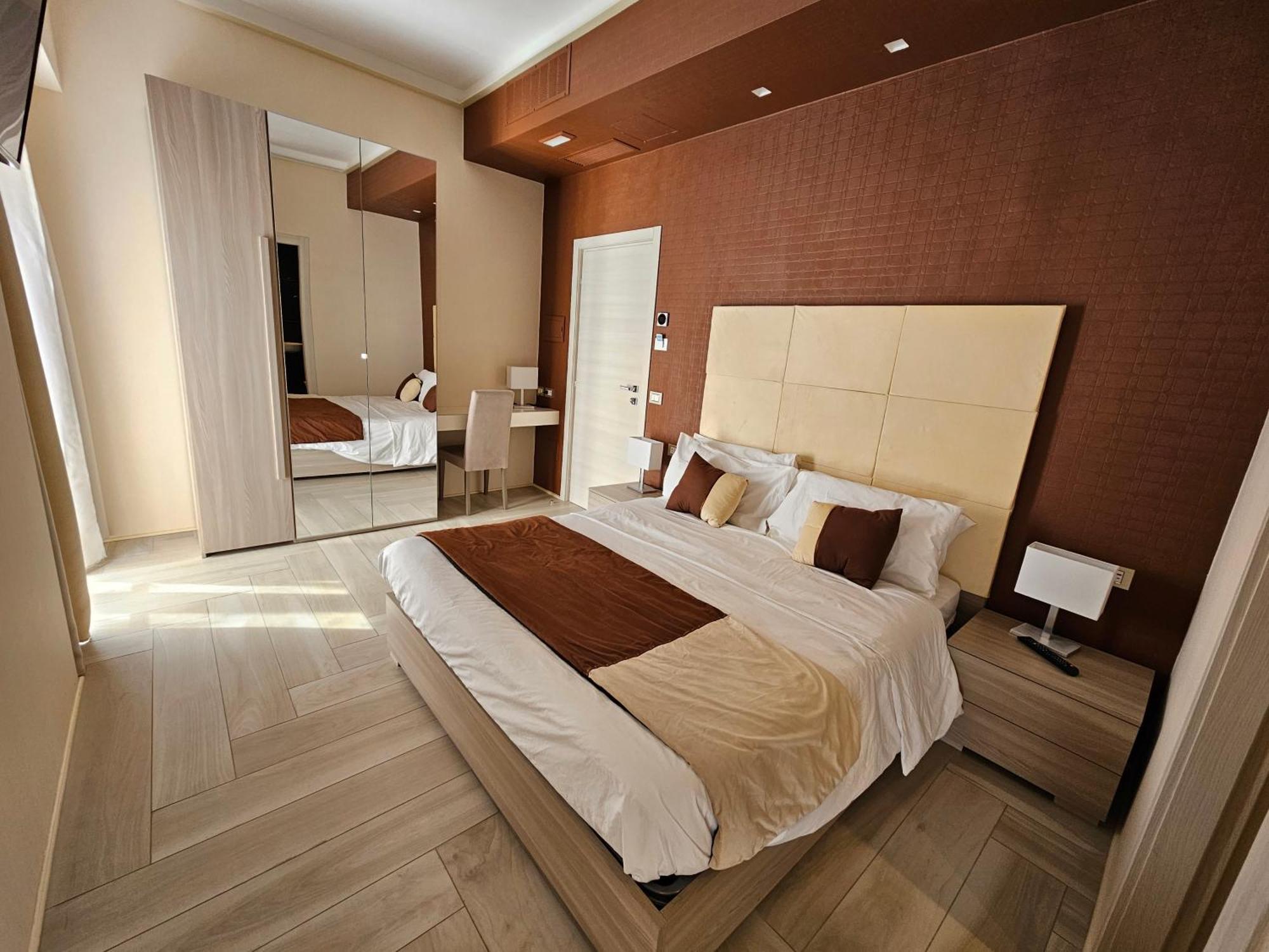 Astoria Boutique Suites Lecce Zewnętrze zdjęcie